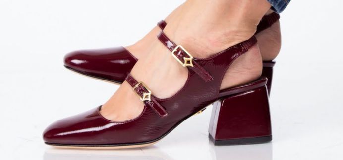 Colección de zapatos color vino para dama, diseños elegantes de Regina Romero en piel genuina, que combinan estilo sofisticado y comodidad artesanal.