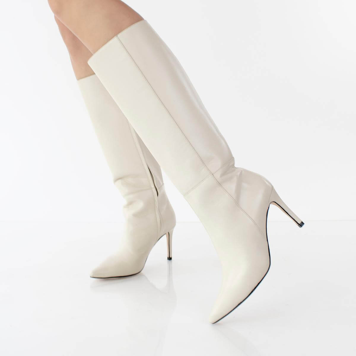MITZY 75 - Latte Regina Romero Zapato Bota Larga Tacon Alto Para Dama en Piel