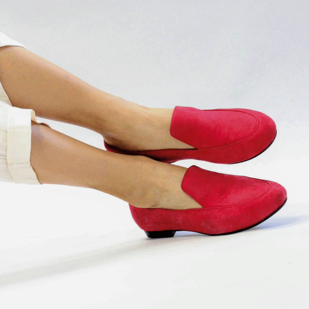 GALA - Ante Rojo Regina Romero Zapato Mocasin de Piso Para Dama en Piel