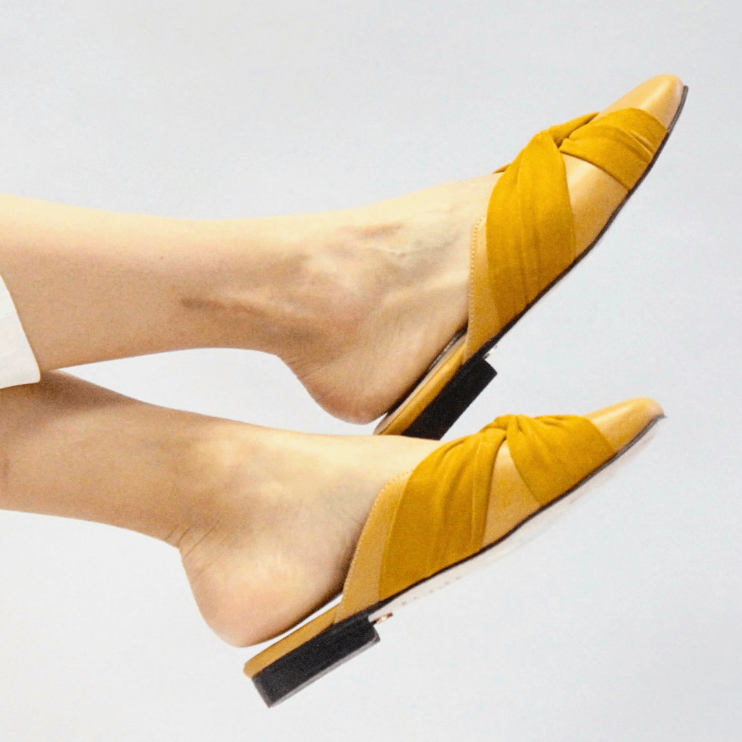 GISELLE - Mostaza Regina Romero Zapato Flat Balerina de Piso Para Dama en Piel