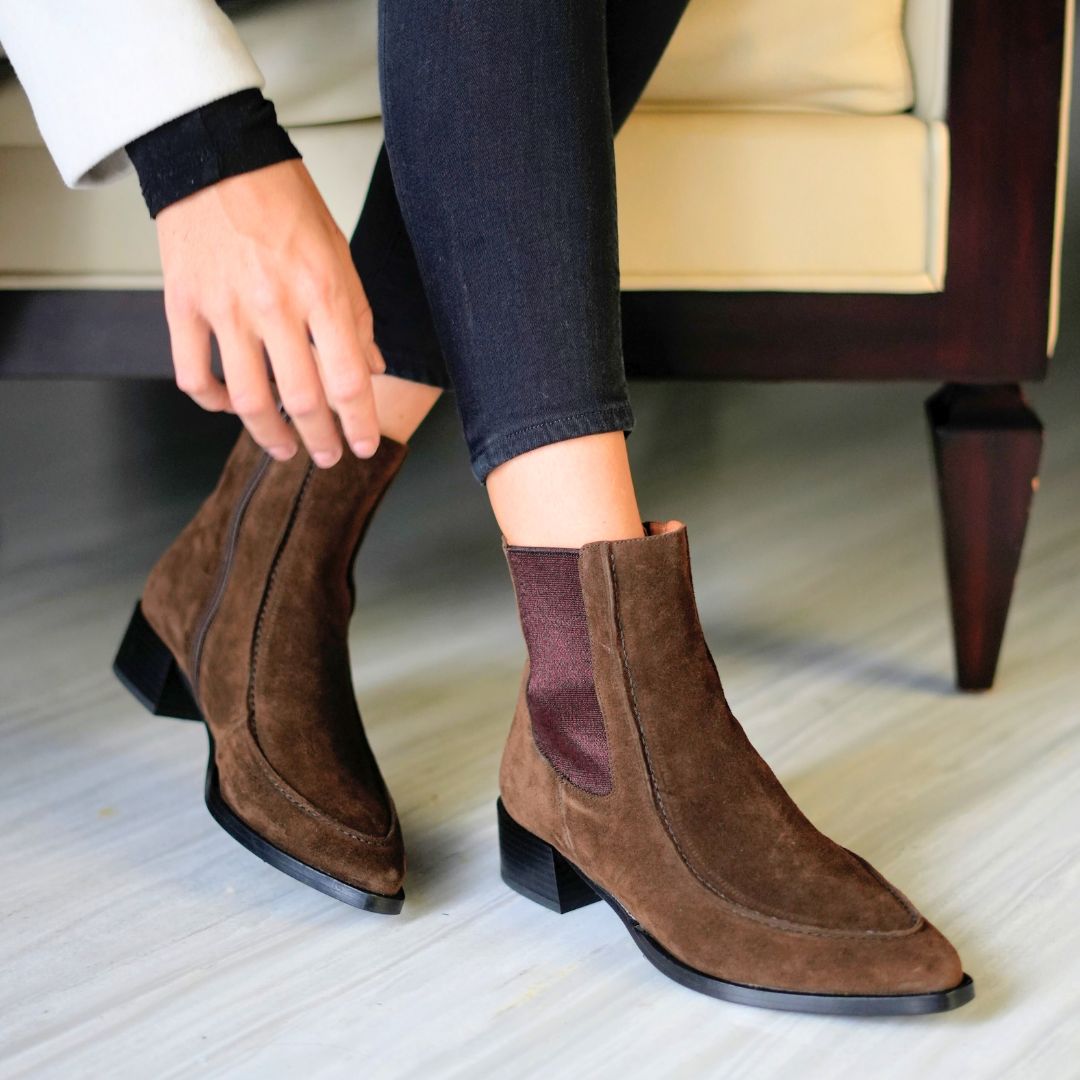 HARRY 40 - Chocolate Regina Romero Zapato Bota Botin Tacon Alto Para Dama en Piel