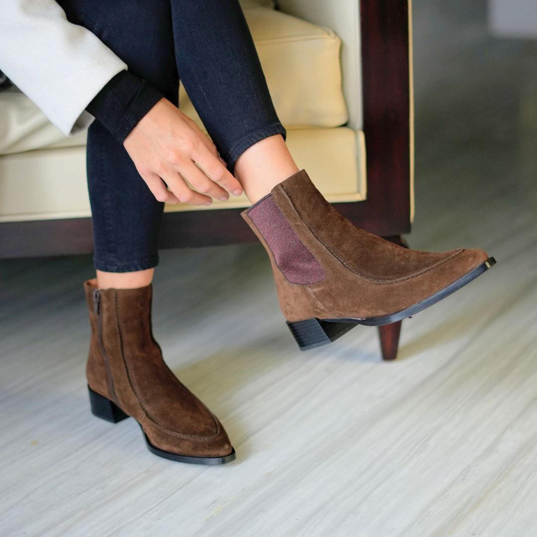 HARRY 40 - Chocolate Regina Romero Zapato Bota Botin Tacon Alto Para Dama en Piel