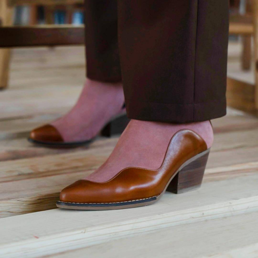 DAISY 60 - Caramelo y Rosa Regina Romero Zapato Bota Botin Tacon Bajo para Dama en Piel