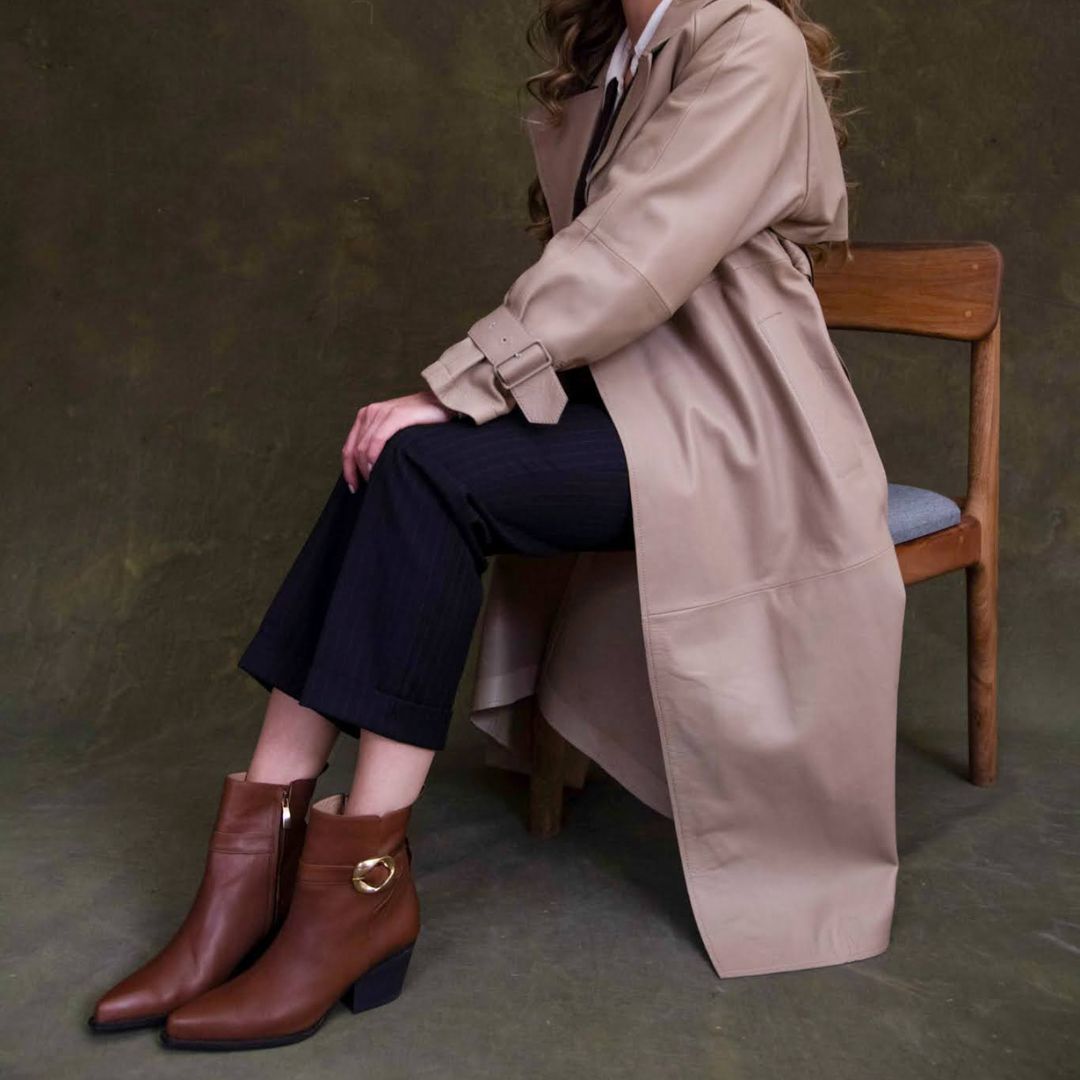 AUSTIN 60 - Avellana Regina Romero Zapato Bota Botin Tacon Bajo Para Dama en Piel