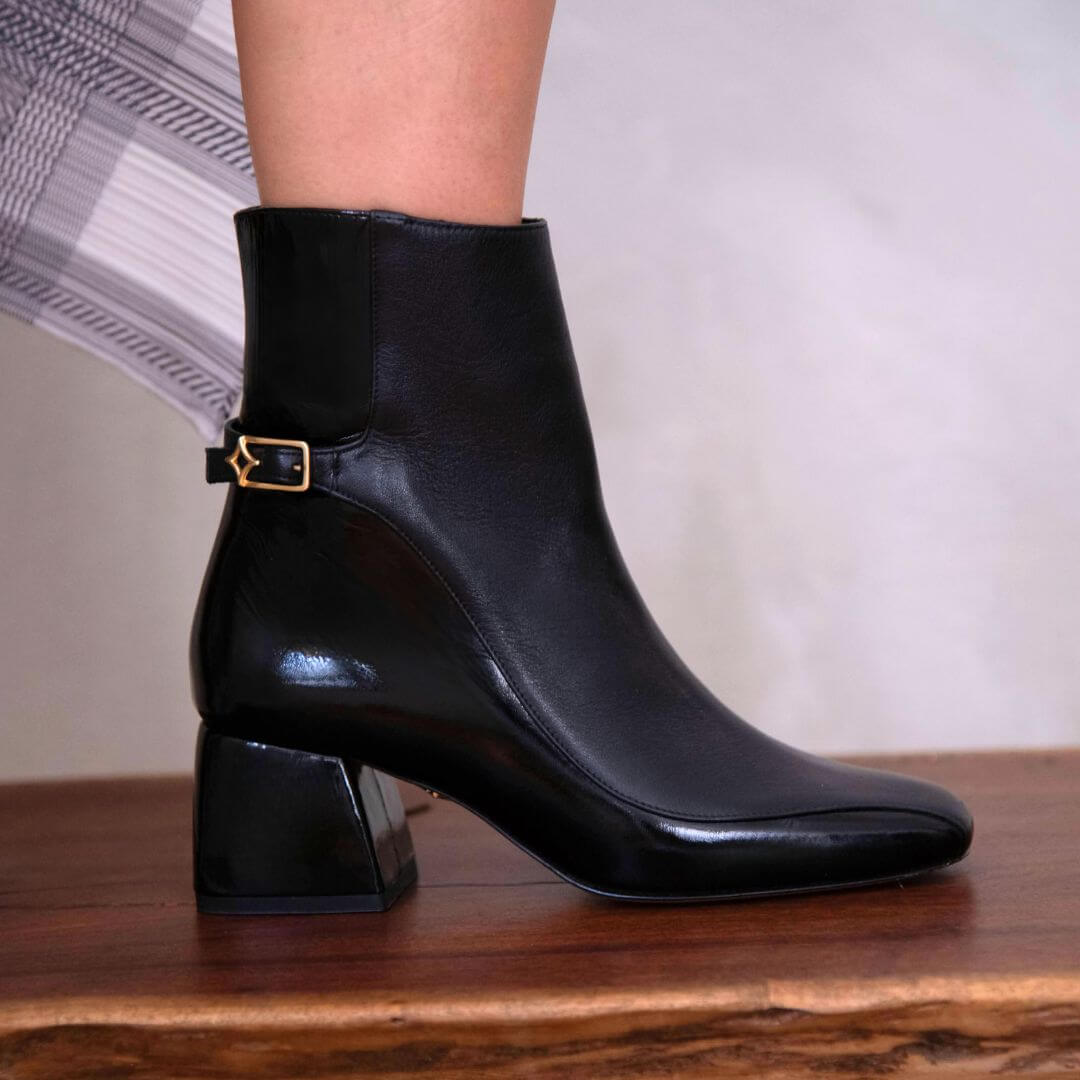 TRIANA 50 - Negro Regina Romero Zapato Bota Botin Tacon Bajo Para Dama en Piel
