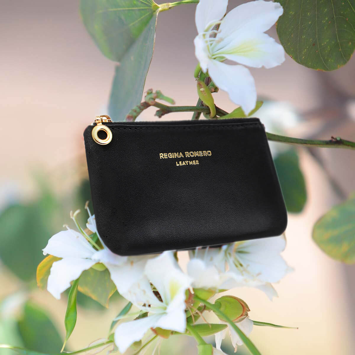 SOPHIE - Negro Regina Romero Accesorio Monedero Para Dama en Piel