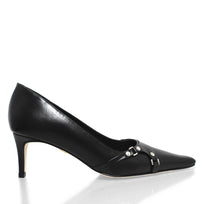 1993 - Black Regina Romero Low Heel Sneaker Shoe for Women in Leather