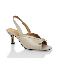 JORDAN 60 - Beige Regina Romero Zapato Sandalia Zapatilla Tacon Bajo Para Dama en Piel