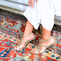 MILA 85 - Oro Regina Romero Zapato Sandalia Zapatilla Tacon Alto Para Dama en Piel