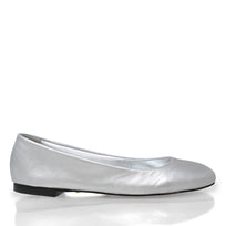 IZAR - Silver Regina Romero Flat Ballerina Floor Shoe for Women in Leather