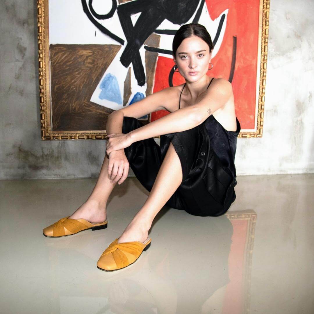 GISELLE - Mostaza Regina Romero Zapato Flat Balerina de Piso Para Dama en Piel