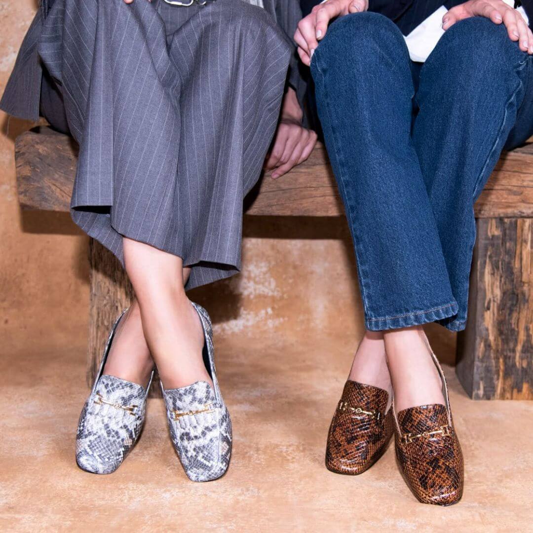 FANY - Beige Regina Romero Zapato Mocasin de Piso Para Dama en Piel