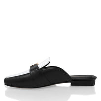 SAMMY - Negro y Blanco Regina Romero Zapato Flat Mule de Piso Para Dama en Piel