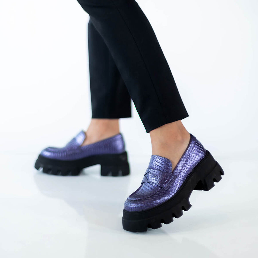 LOVE 65 - Amatista Regina Romero Zapato Tenis Urbano Sport Para Dama en Piel