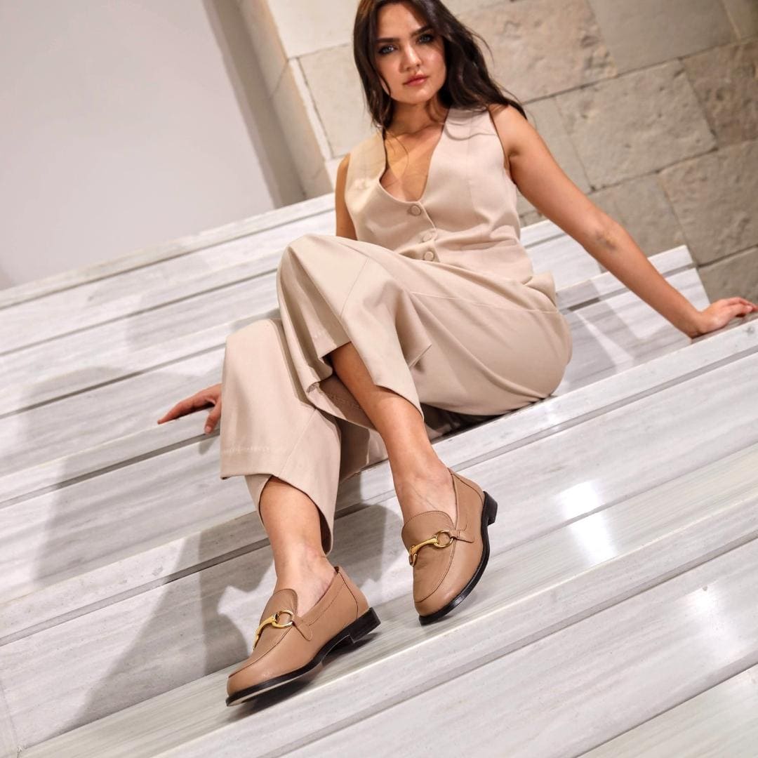JUDY - Camel Regina Romero Zapato Mocasin de Piso Para Dama en Piel