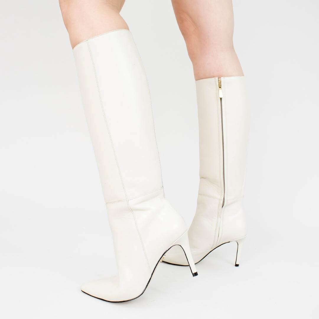 MITZY 75 - Latte Regina Romero Zapato Bota Larga Tacon Alto Para Dama en Piel