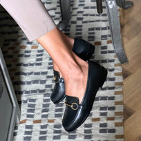 JUDY - Negro Regina Romero Zapato Mocasin de Piso Para Dama en Piel
