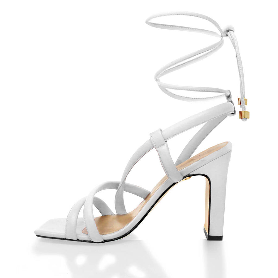 MIA 100 - Blanco Regina Romero Zapato Sandalia Zapatilla Tacon Alto Para Dama en Piel