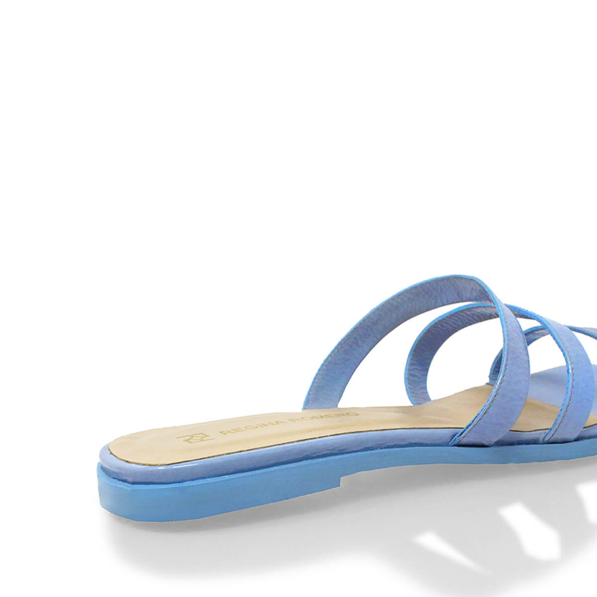 CILIA - Charol Azul Claro Regina Romero Zapato Sandalia de Piso Para Dama en Piel