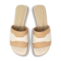 COCO - Vainilla y Latte Regina Romero Zapato Sandalia de Piso Para Dama en Piel