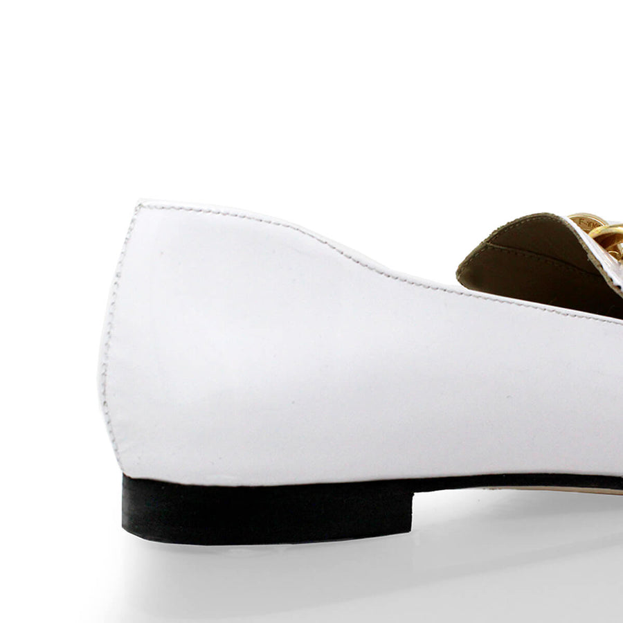 ALINE - Charol Blanco Regina Romero Zapato Mocasin de Piso Para Dama en Piel