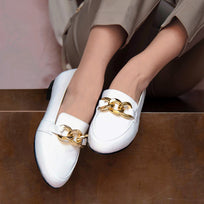 ALINE - Charol Blanco Regina Romero Zapato Mocasin de Piso Para Dama en Piel