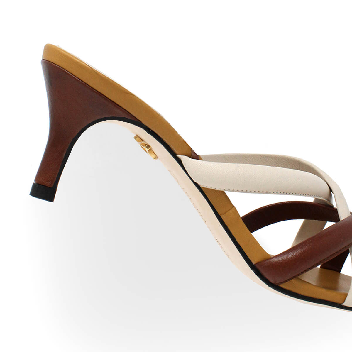 ALDA 60 - Mostaza y Cafe Regina Romero Zapato Sandalia Zapatilla Tacon Bajo Para Dama en Piel