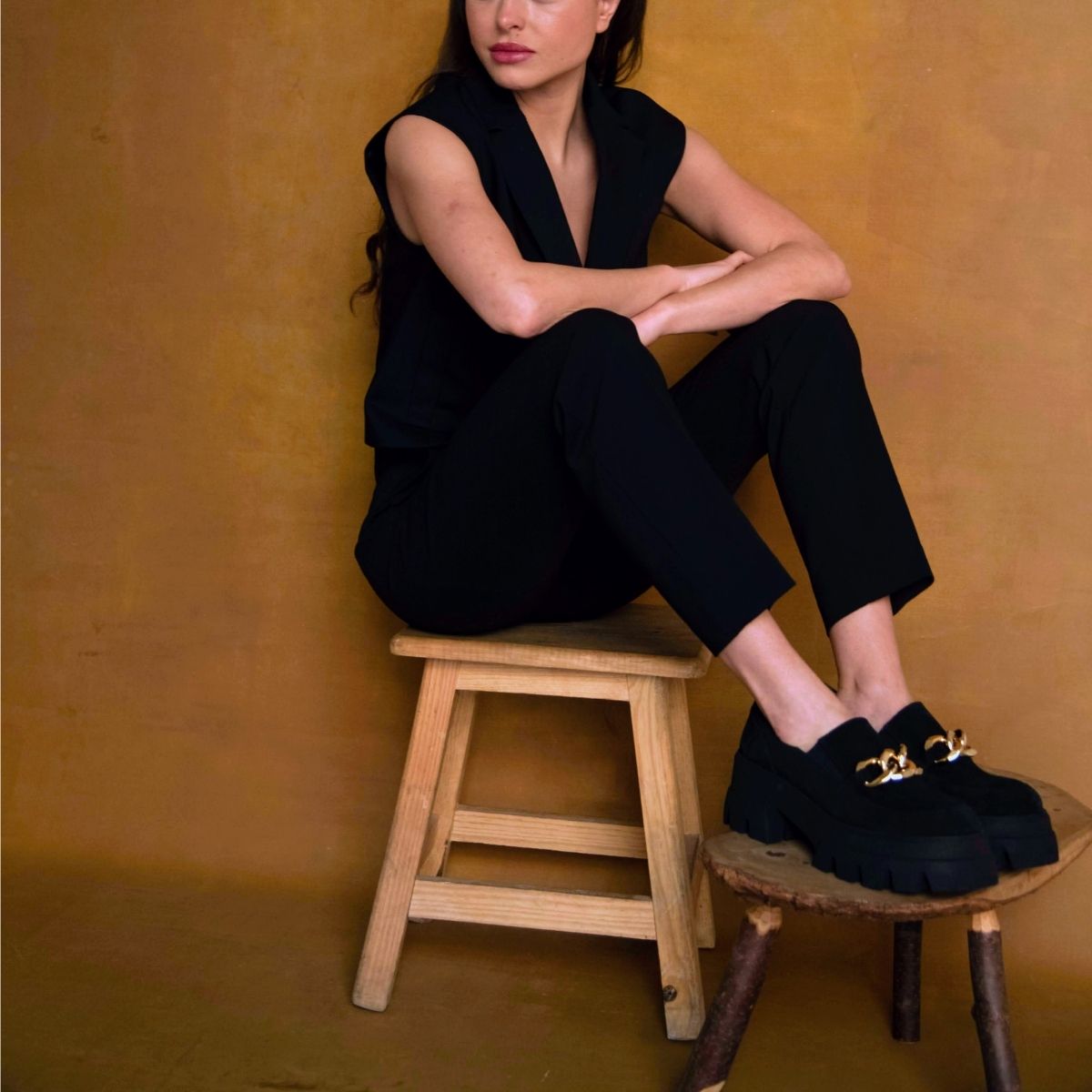 RAQUEL 65 - Gamuza Negro Regina Romero Zapato Tenis Urbano Sport Para Dama en Piel