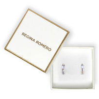 ARETES OSLO - Cristal y Plateado Regina Romero  Arete Para Dama