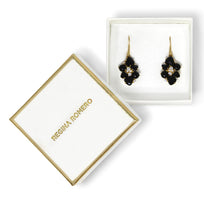 ARETES SANTORINI - Negro Onix y Dorado Regina Romero  Arete Para Dama