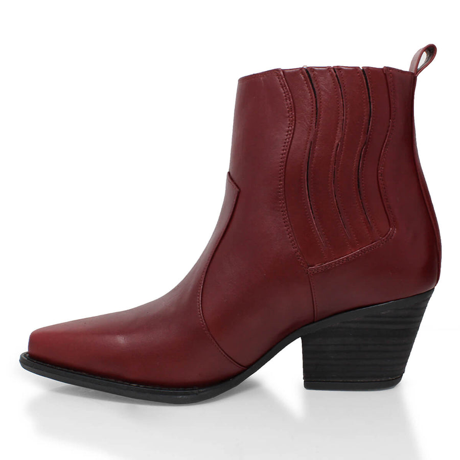 MAGGIE 60 - Vino Regina Romero Zapato Bota Botin Tacon Bajo Para Dama en Piel