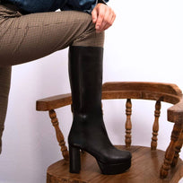 VALQUIRIA 95 - Negro Regina Romero Zapato Zapatilla Tacon Alto Para Dama en Piel