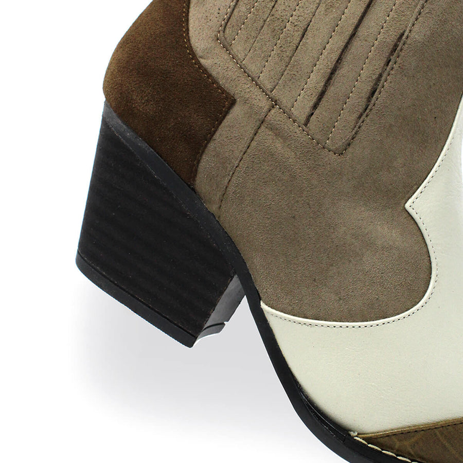 MADDIE 60 Limited Edition - Silver Regina Romero Low Heel Ankle Boot Shoe for Lady in Leather