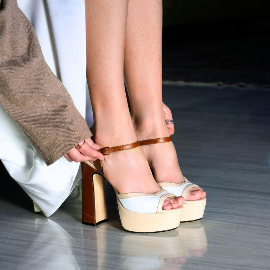 BINA 135 - Beige y Tan Regina Romero Zapato Sandalia Plataforma Tacon Alto Para Dama en Piel