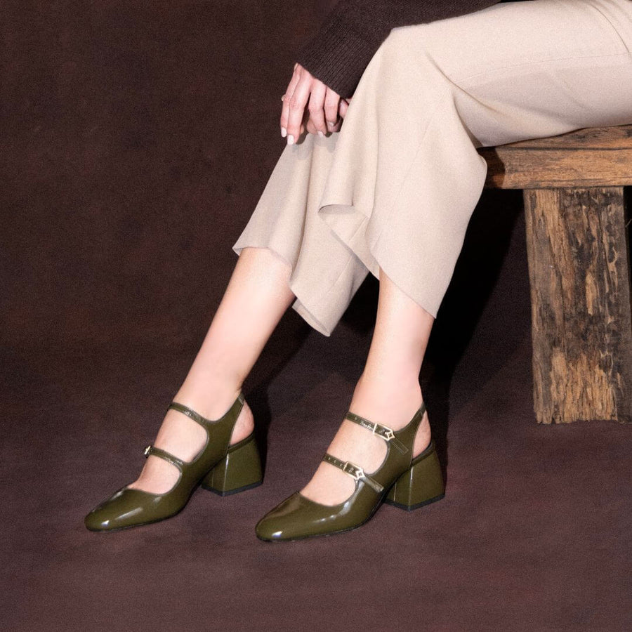 ALESSIA 50 - Charol Verde Regina Romero Zapato Zapatilla Tacon Bajo Para Dama en Piel