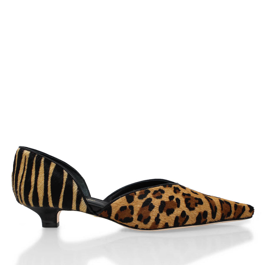 CLEO 30 - Beige Print y Negro Regina Romero Zapatilla Tacon Bajo Para Dama en Piel