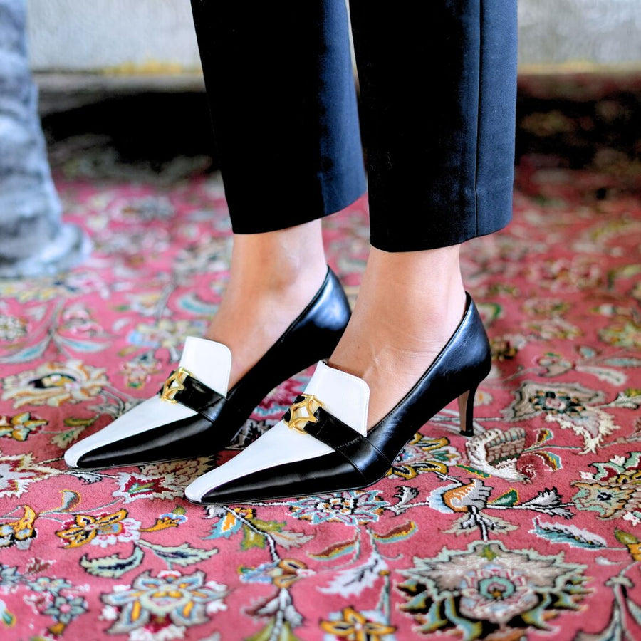 LONDON 60 - Negro y Blanco Regina Romero Zapato Zapatilla Tacon Bajo Para Dama en Piel