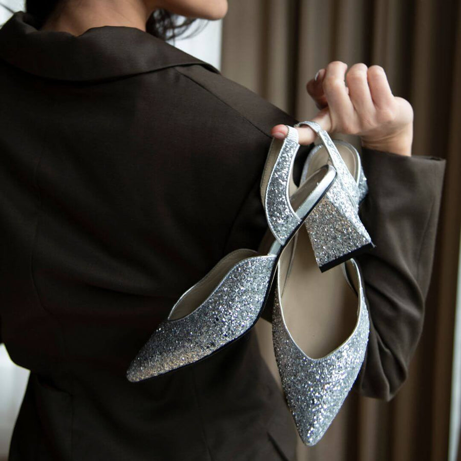 SPARKS 50 - Glitter Plata Regina Romero Zapato Zapatilla Tacon Bajo Para Dama en Piel