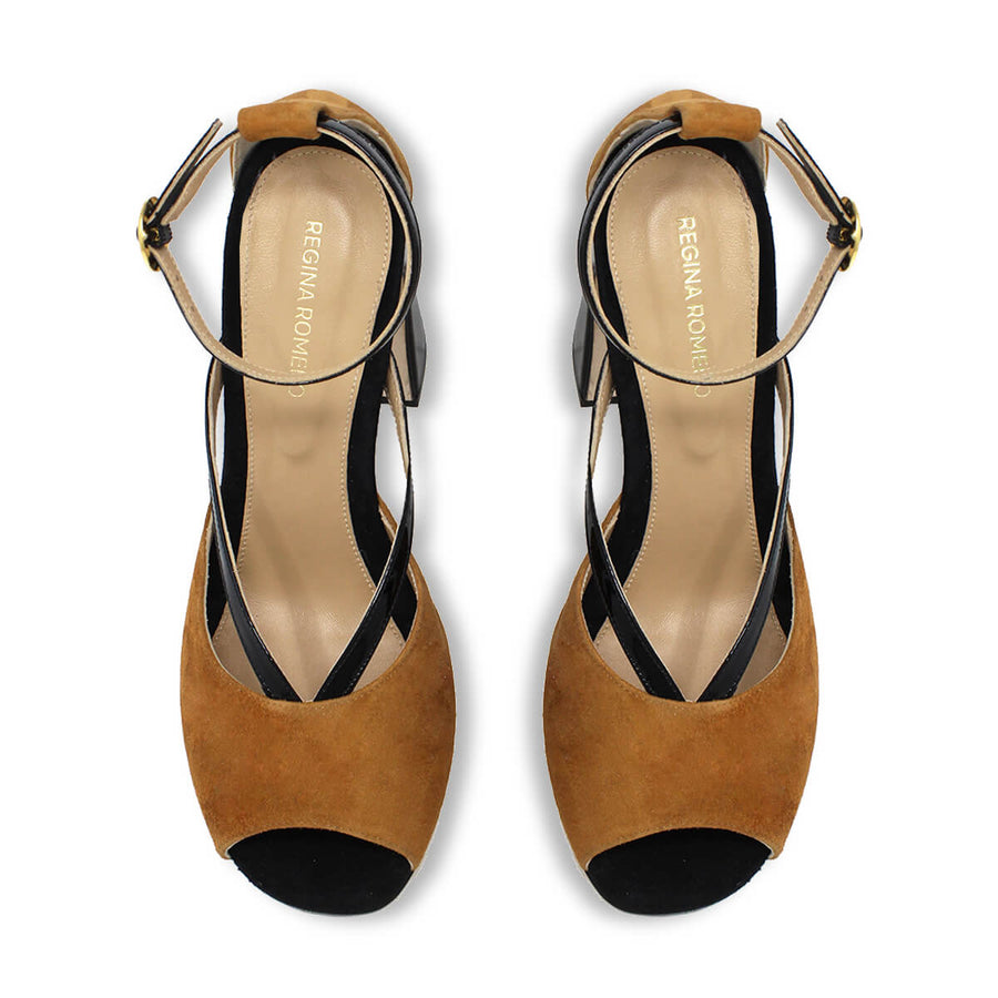 CAPRI 95 - Camel y Negro Regina Romero Zapato Zapatilla Tacon Alto Para Dama en Piel