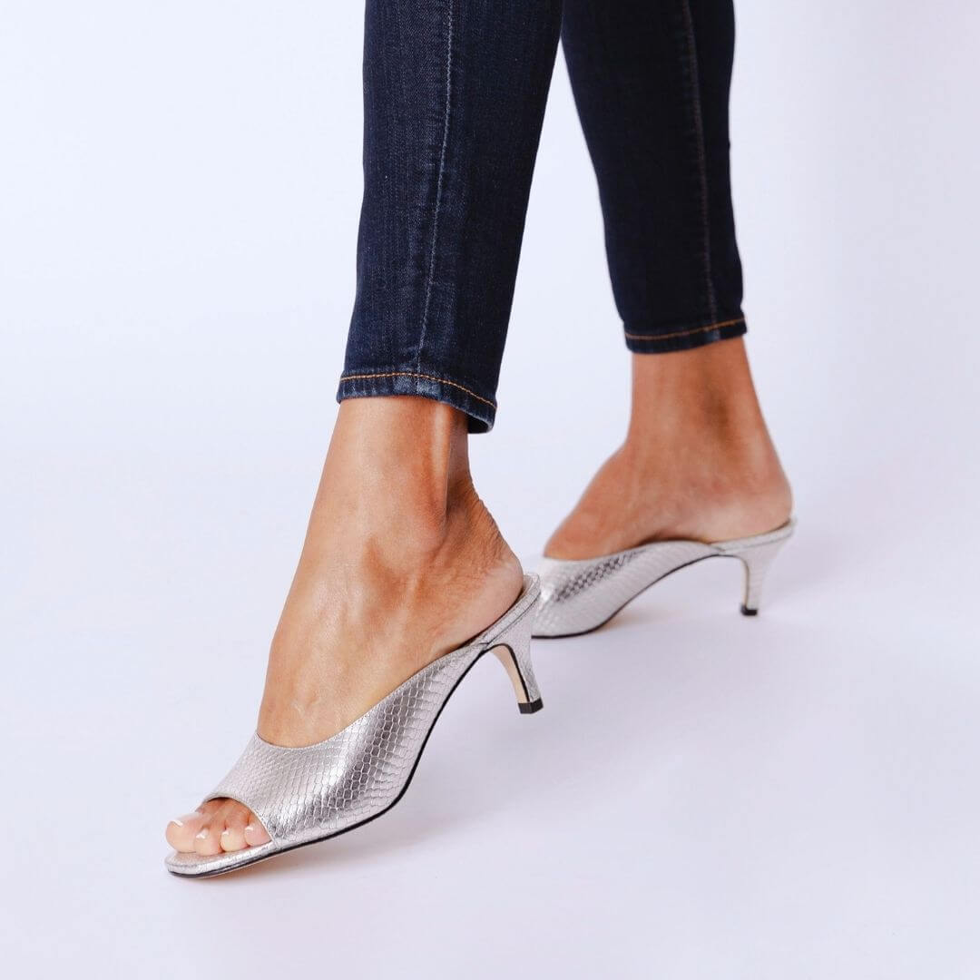 HOLBOX 60 - Silver Regina Romero Low Heel Sandal Shoe for Women in Leather