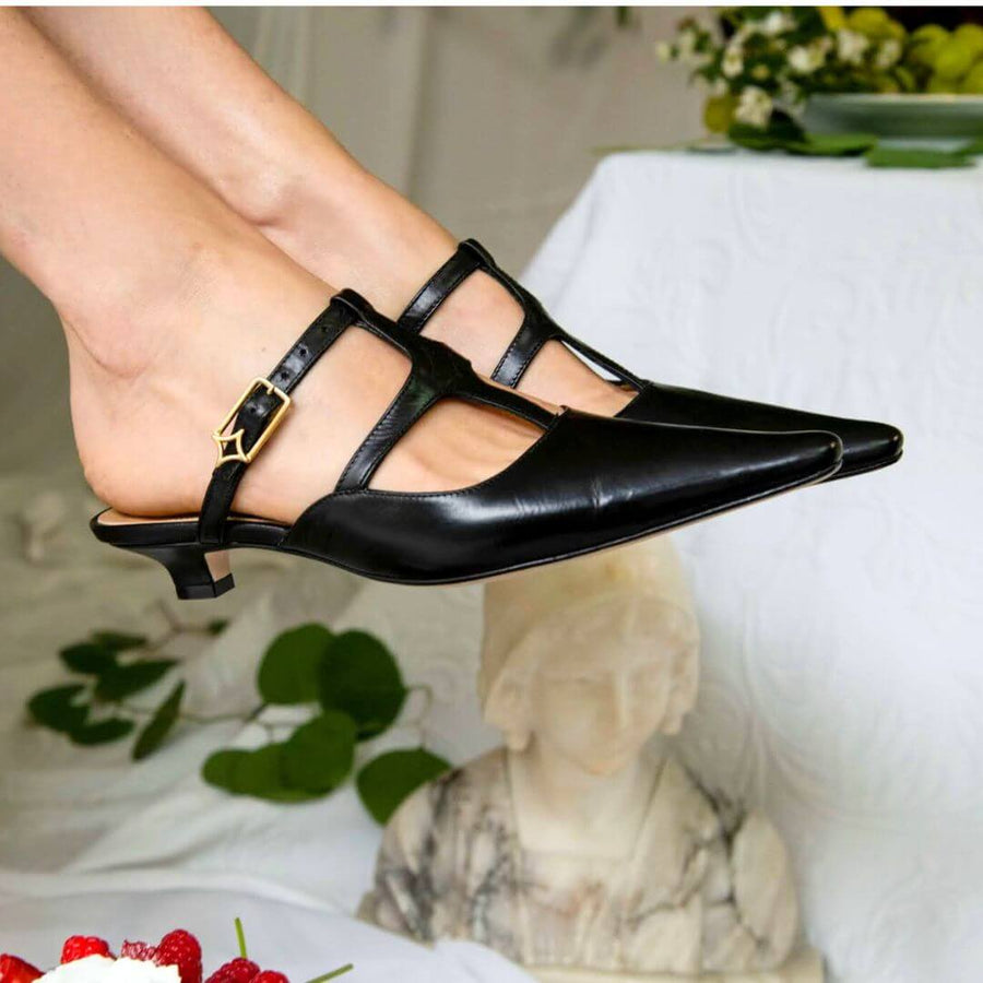 SILVIA 30 - Negro Regina Romero Zapato Zapatilla Tacon Bajo Para Dama en Piel