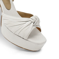 ALEKSANDRA 95 - Blanco Regina Romero Zapato Sandalia Plataforma Tacon Alto Para Dama en Piel