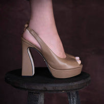 VICENZA 125 - Mocha Regina Romero Zapato Sandalia Plataforma Tacon Alto Para Dama en Piel