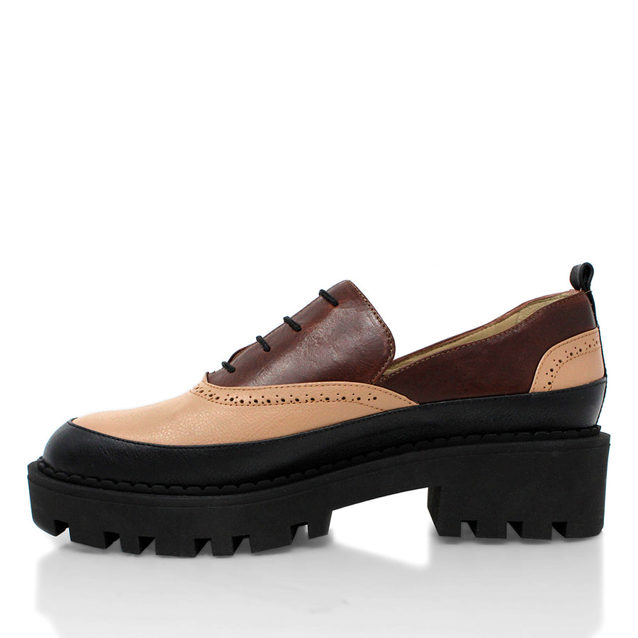 REESE 45 - Tan y Negro Regina Romero Zapato Tenis Urbano Sport Para Dama en Piel