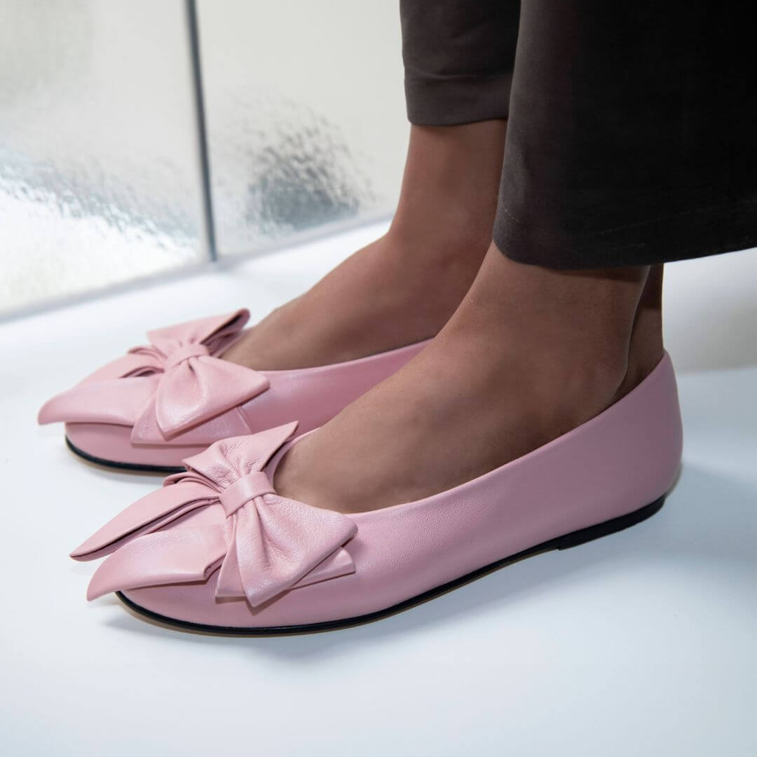 LULU - Light Pink Regina Romero Flat Ballerina Floor Shoe for Women in Leather