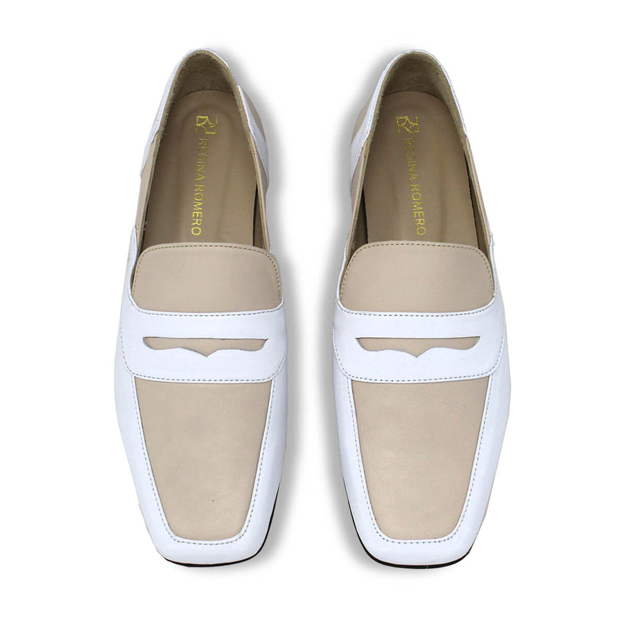 CLARK - Beige Regina Romero Women's Flat Moccasin Shoe in Leather