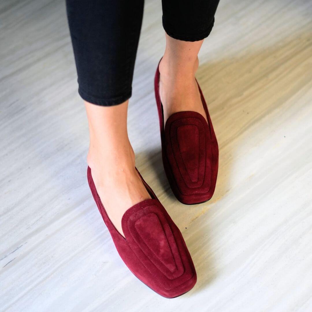 RINGS - Suede Wine Regina Romero Women's Flat Moccasin Shoe in Leather