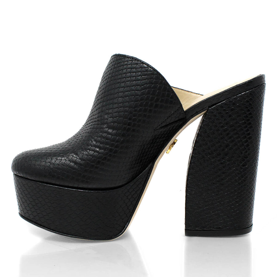 1990 - Black Regina Romero High Heel Platform Shoe for Lady in Leather