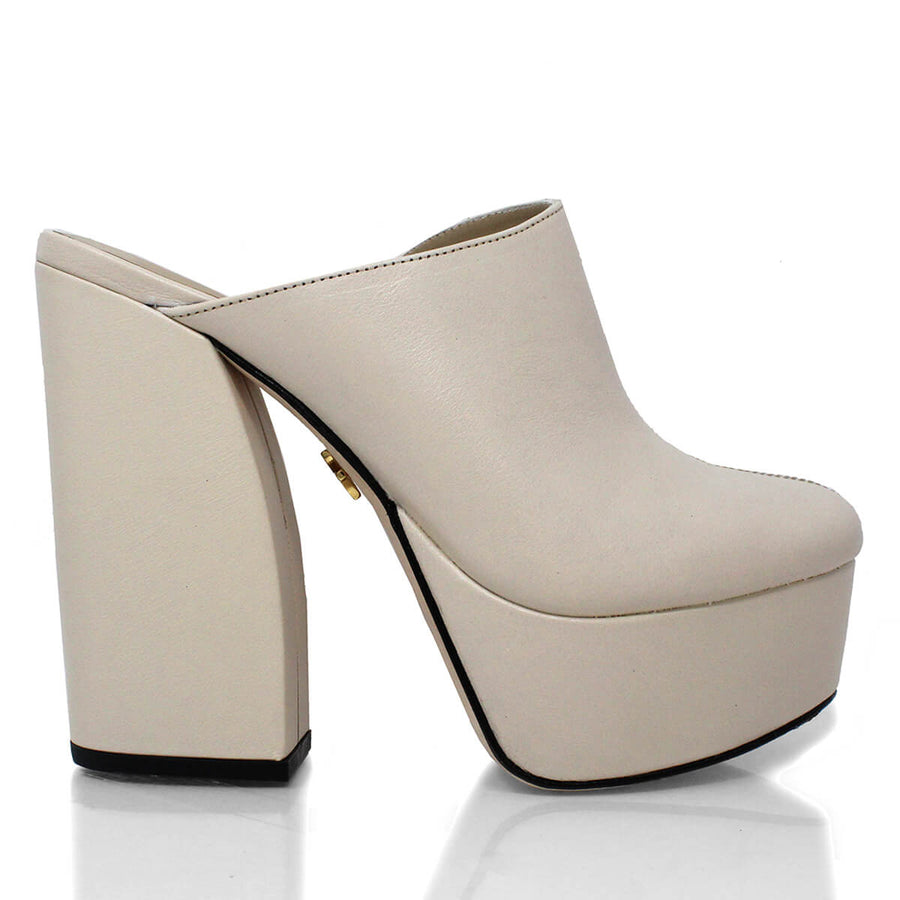 1990 - Black Regina Romero High Heel Platform Shoe for Lady in Leather
