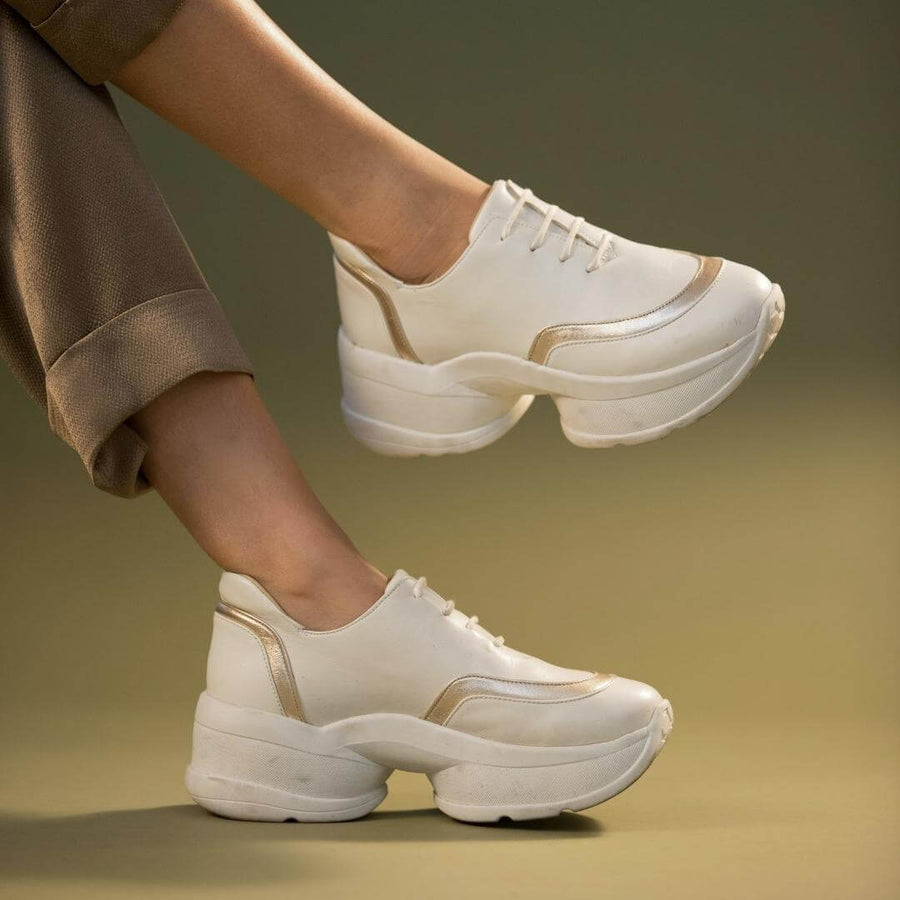 KIM 75 - Blanco y Oro Claro Regina Romero Zapato Tenis Urbano Sport Para Dama en Piel